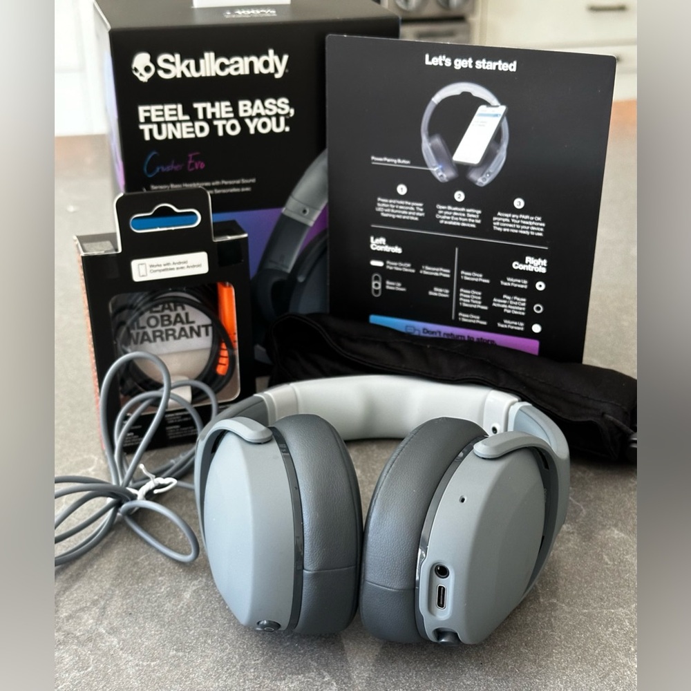 LIKE NEW - Skullcandy Crusher Evo Sensory Bass Over-Ear Headphones w/Bluetooth